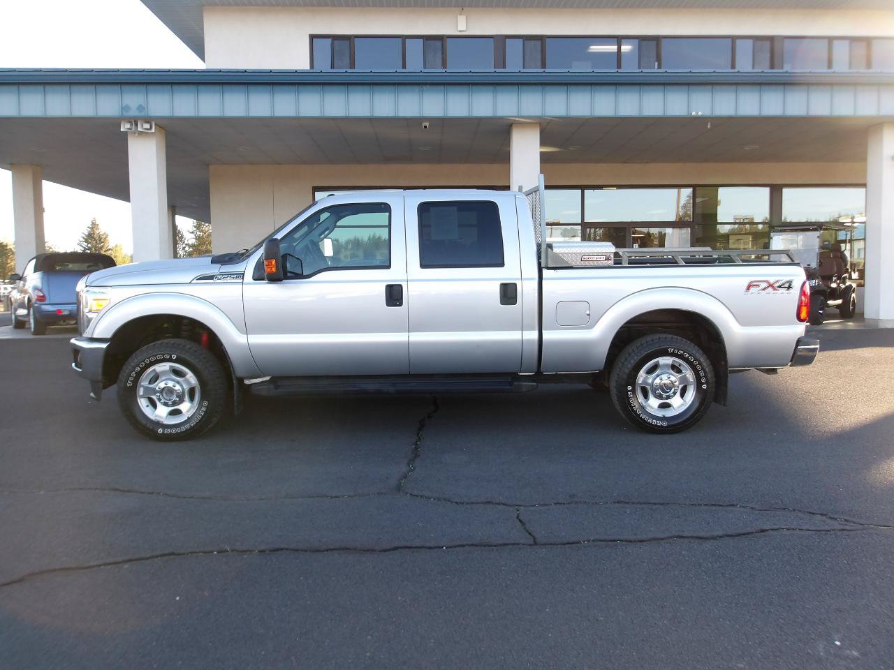 Used 2012 Ford F250 XLT w/ FX4 4X4 Off-Road Pkg image 2