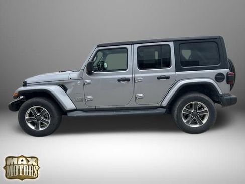 Used 2019 Jeep Wrangler Unlimited Sahara w/ Safety Group AWD/4WD image 4