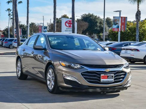 Used 2020 Chevrolet Malibu LT image 3