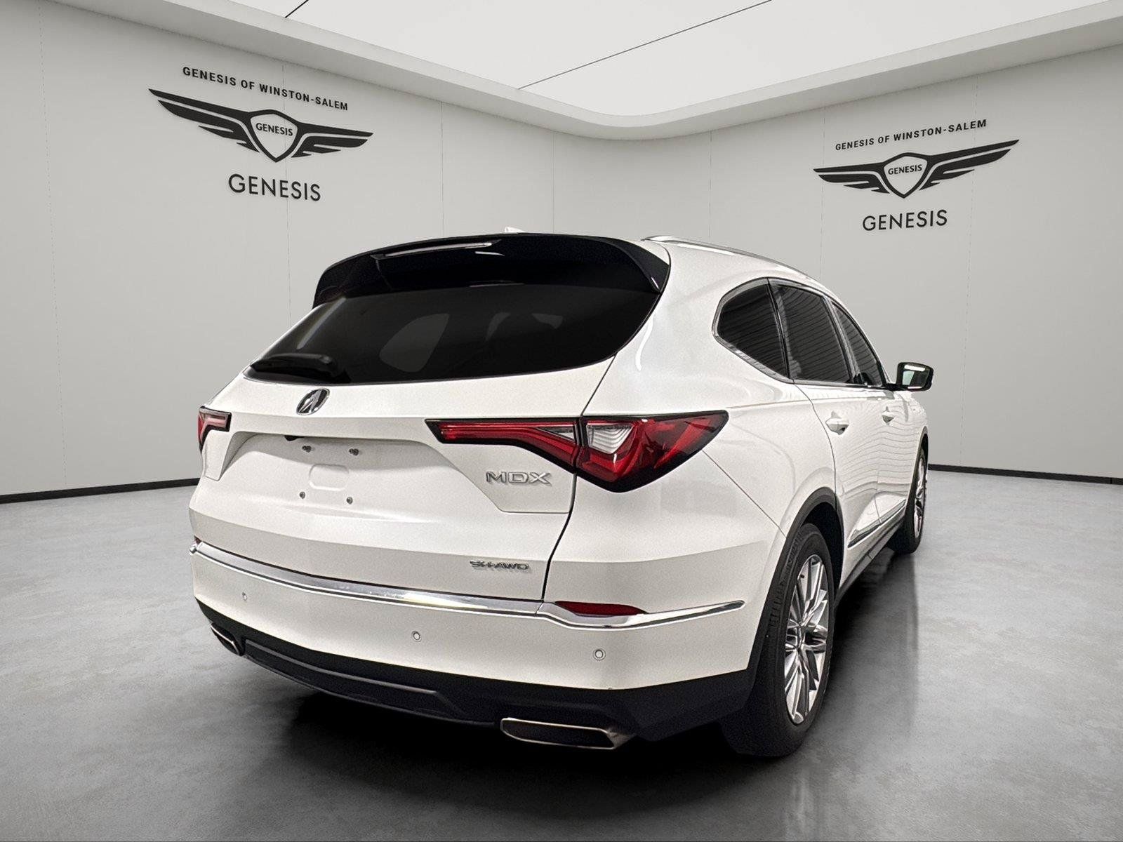 Used 2022 Acura MDX w/ Advance Package AWD/4WD image 5