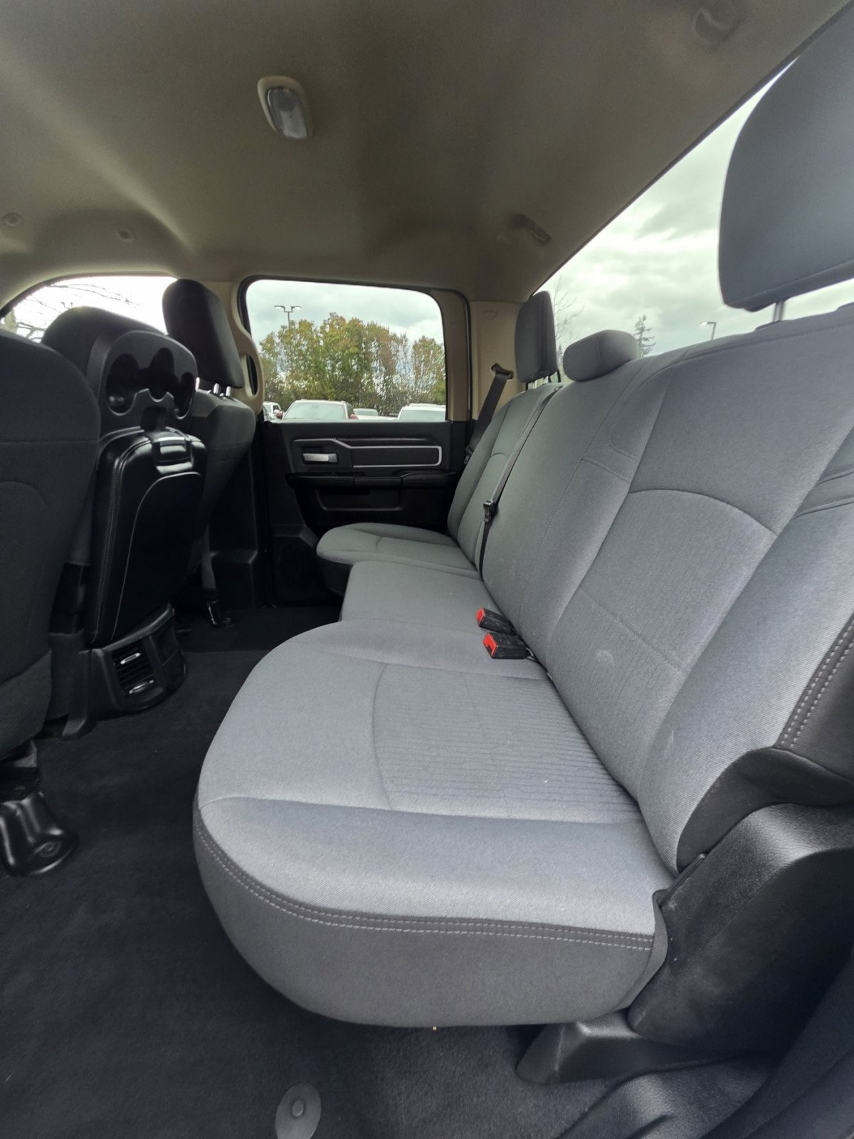 Used 2020 RAM 3500 Big Horn AWD/4WD image 15