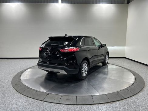 Certified 2024 Ford Edge SEL w/ Convenience Package AWD/4WD image 10
