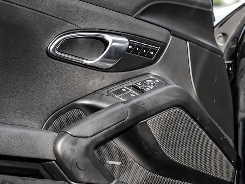 Used 2021 Porsche 718 Cayman w/ Premium Package RWD image 46