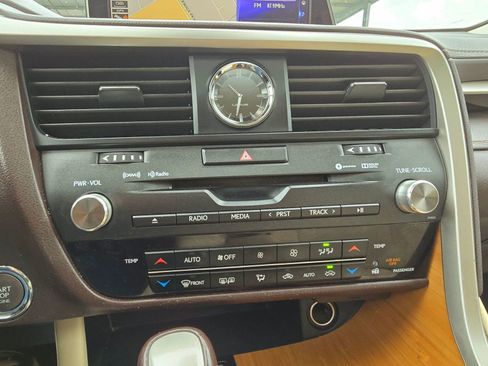 Used 2017 Lexus RX 350 FWD w/ Premium Package image 25