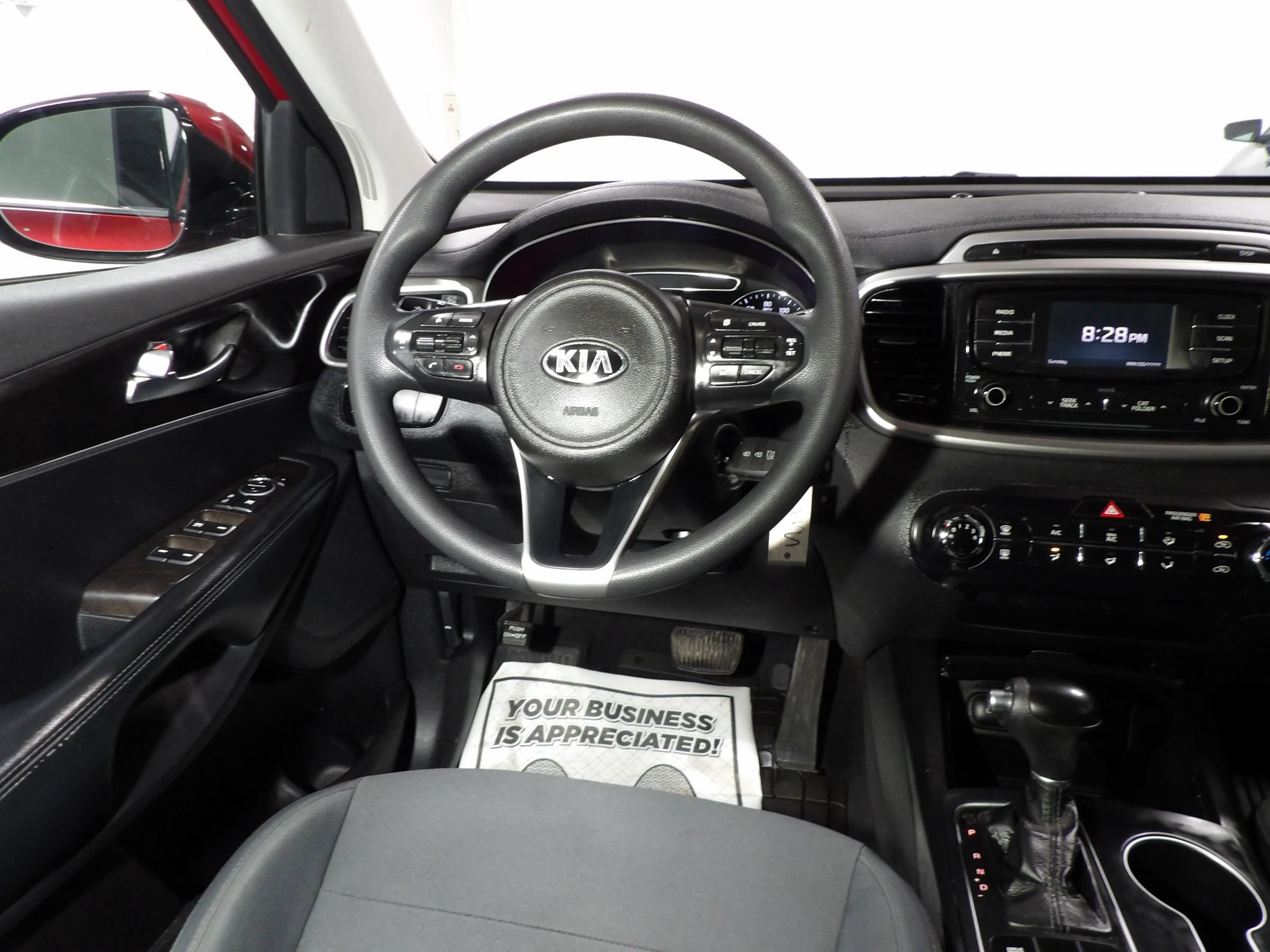 Used 2017 Kia Sorento FWD image 12