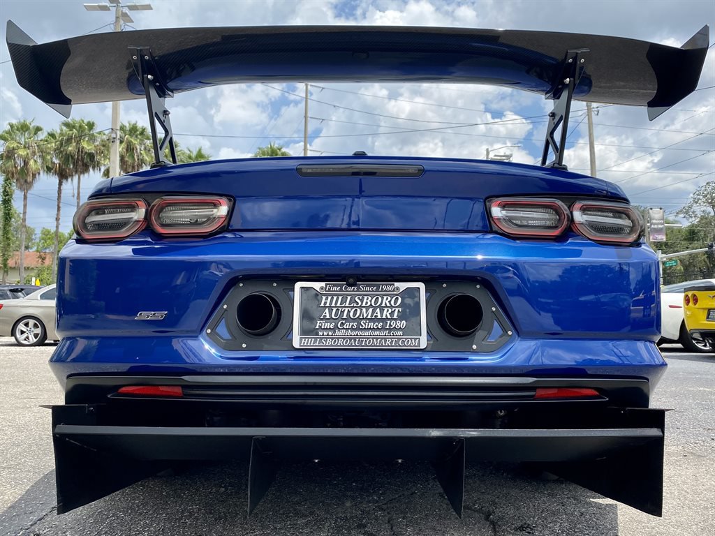 Used 2020 Chevrolet Camaro SS RWD image 21