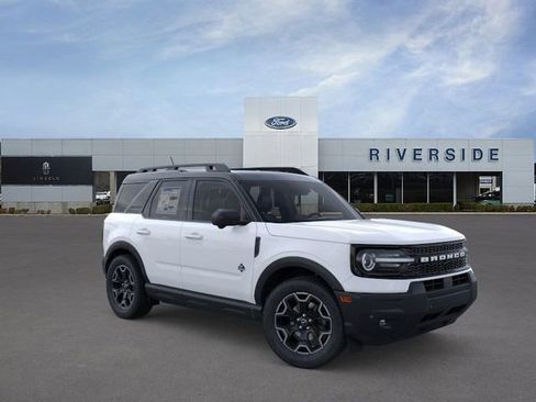 New 2025 Ford Bronco Sport Outer Banks w/ Outer Banks Tech Package+ AWD/4WD image 7