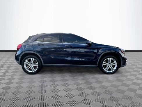 Used 2018 Mercedes-Benz GLA 250 4MATIC image 5