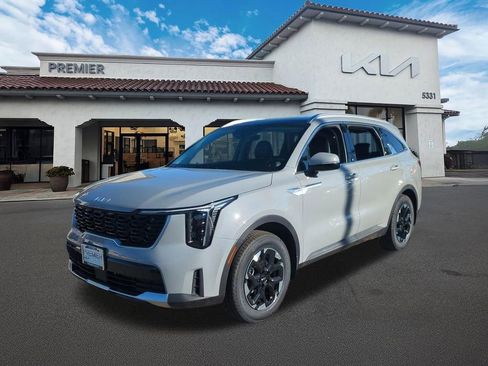 New 2026 Kia Sorento S image 4
