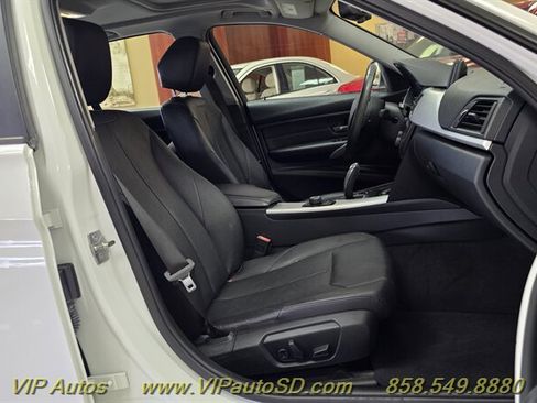 Used 2013 BMW 328i Sedan RWD image 16