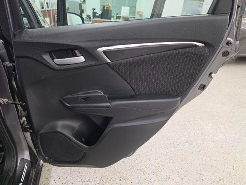 Used 2018 Honda Fit EX image 28