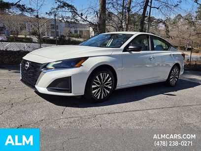 Used 2025 Nissan Altima 2.5 SV