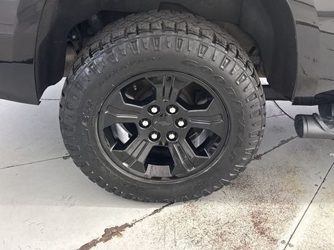 Used 2017 Chevrolet Tahoe LT AWD/4WD image 13