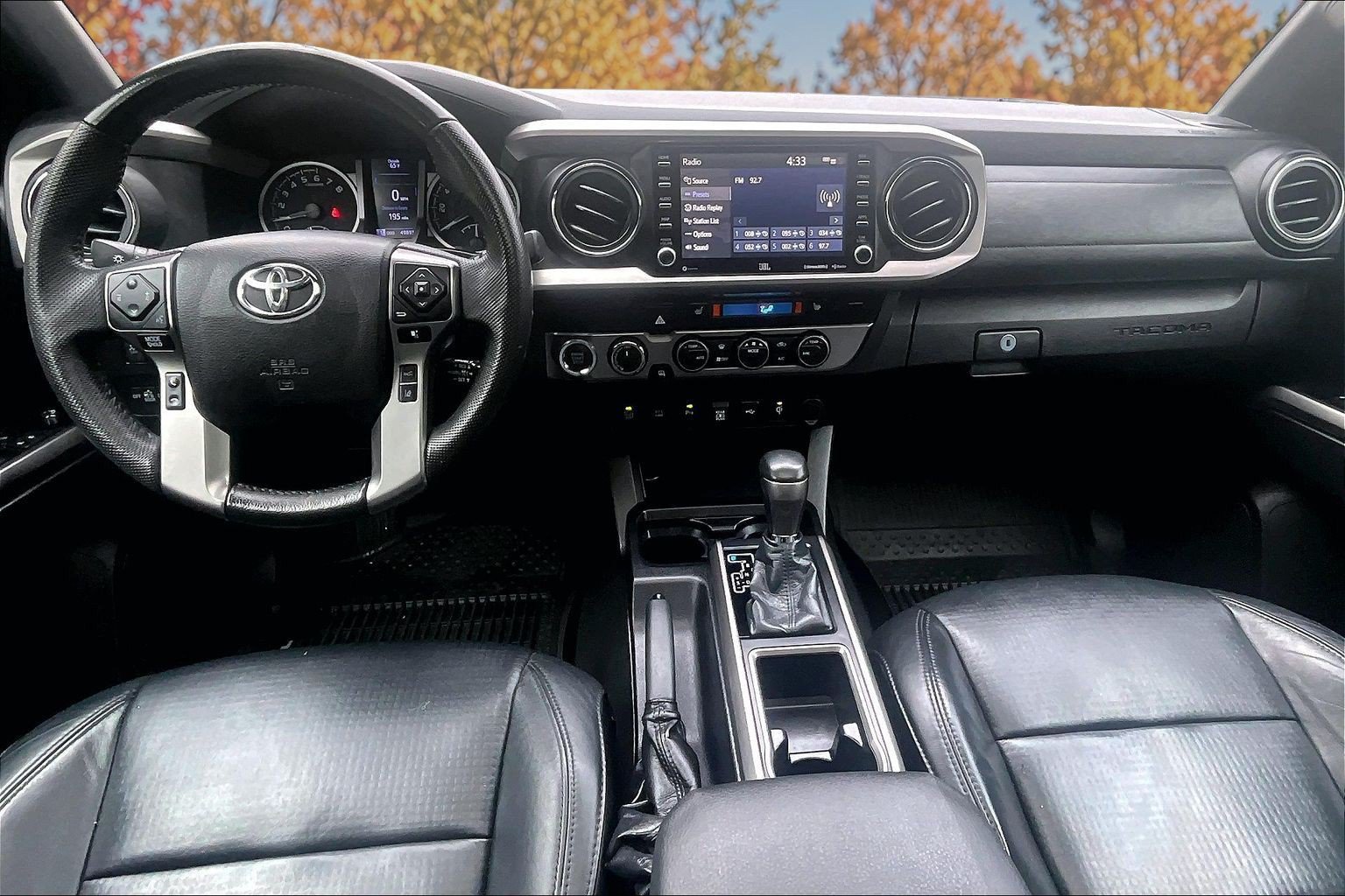 Used 2021 Toyota Tacoma Limited w/ Nightshade Package AWD/4WD image 18