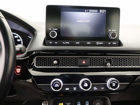 Used 2025 Honda Civic Sport image 10