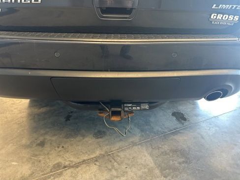 Used 2016 Dodge Durango Limited w/ Nav & Power Liftgate Group image 9