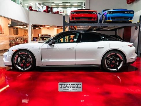 Used 2021 Porsche Taycan 4S w/ Premium Package AWD/4WD image 38