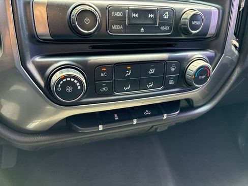 Used 2019 Chevrolet Silverado 1500 LT AWD/4WD image 27