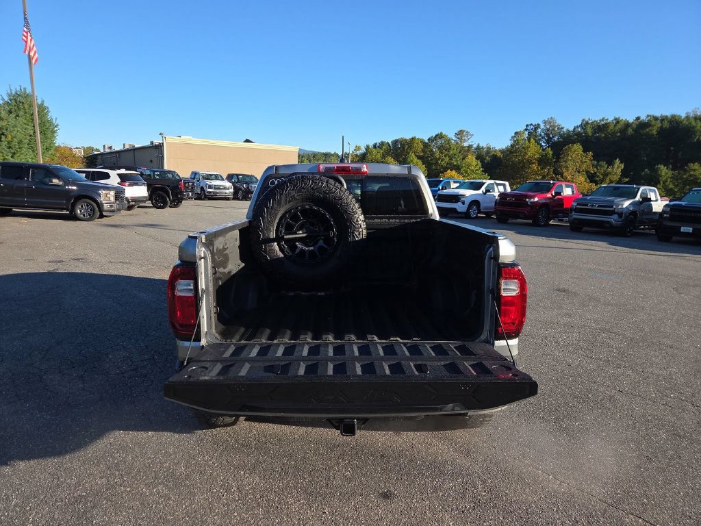 Used 2024 GMC Canyon AT4X w/ AT4X AEV Edition AWD/4WD image 22