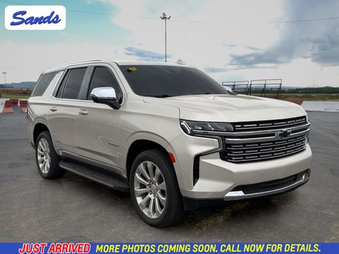 Used 2021 Chevrolet Tahoe Premier RWD image 1