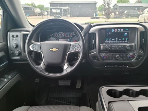 Used 2018 Chevrolet Silverado 1500 LT w/ All Star Edition AWD/4WD image 10