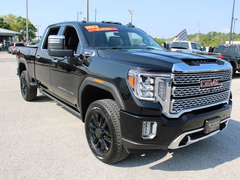 Used 2022 GMC Sierra 2500 Denali w/ Denali Black Diamond Edition image 17