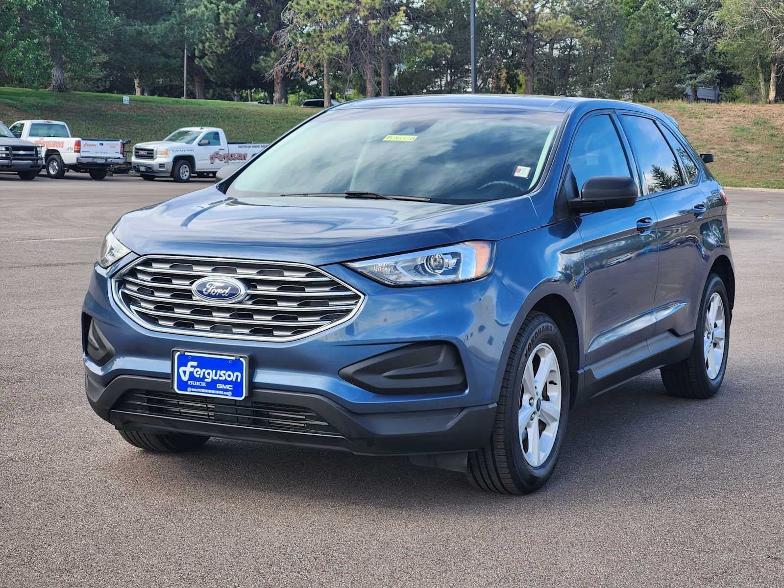 Used 2019 Ford Edge SE FWD image 4