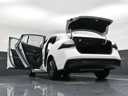 New 2026 Nissan Sentra S w/ S Cold Weather Package image 33