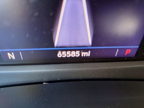 Used 2019 Cadillac XT4 Premium Luxury image 19