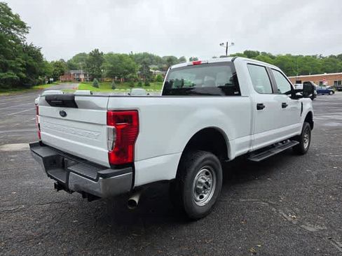 Used 2022 Ford F250 XL w/ Power Equipment Group AWD/4WD image 4
