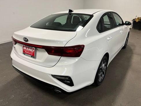 Used 2021 Kia Forte LXS FWD image 3