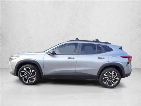 New 2025 Chevrolet Trax RS w/ Driver Confidence Package image 2