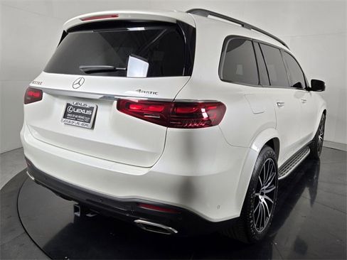 Used 2024 Mercedes-Benz GLS 580 GLS 580 image 6