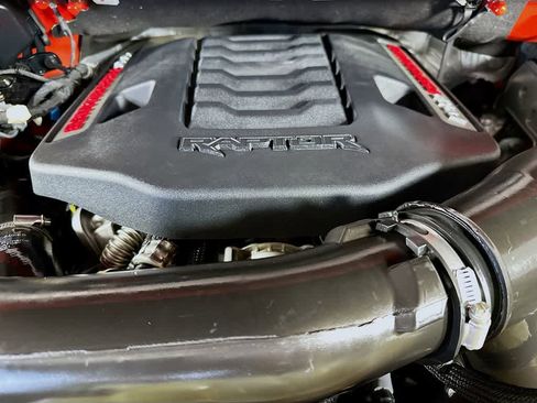 Certified 2021 Ford F150 Raptor w/ Equipment Group 801A High image 9