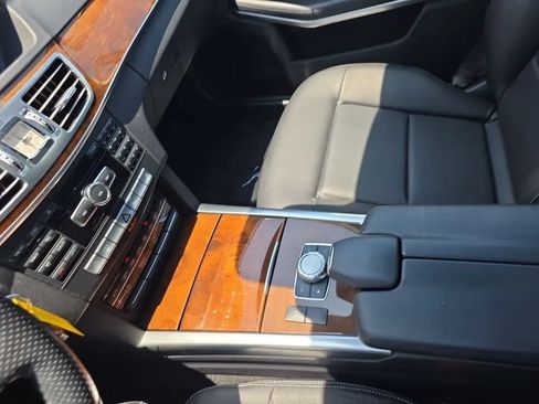 Used 2015 Mercedes-Benz E 350 Sedan w/ Premium 1 Package image 39