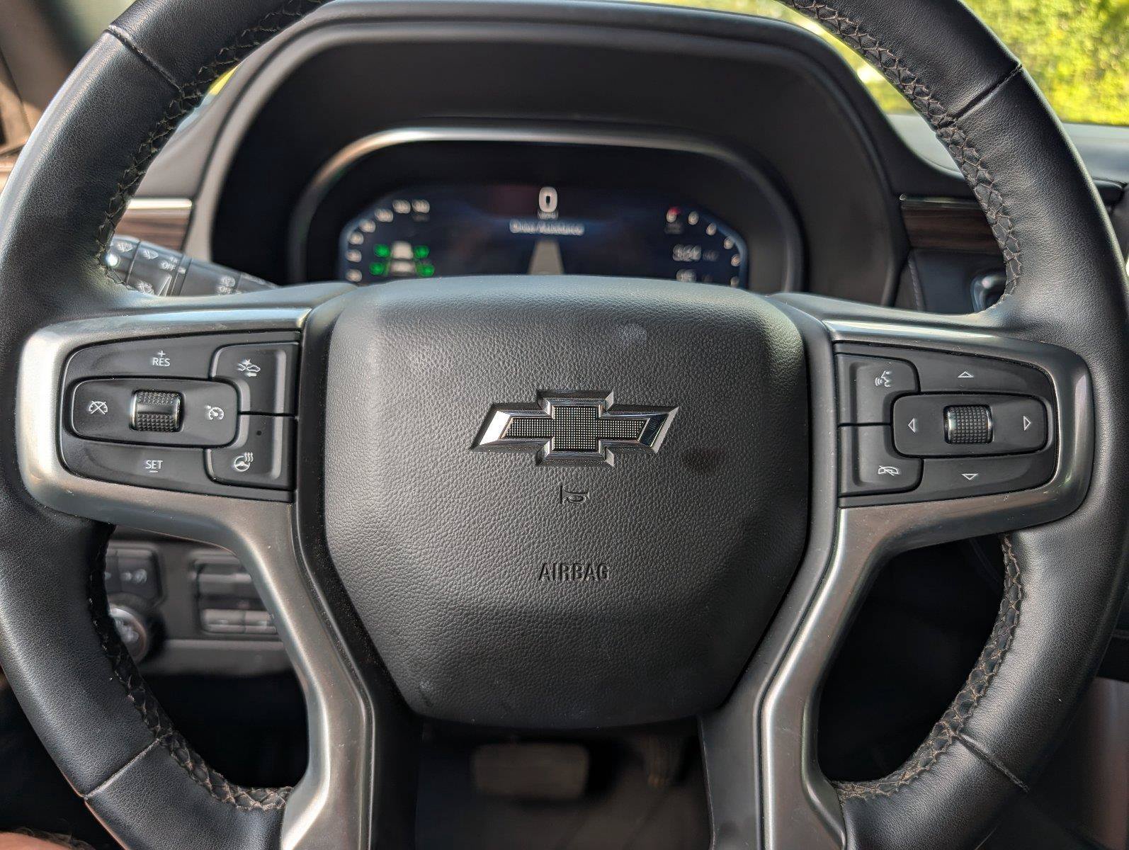 Used 2023 Chevrolet Tahoe Z71 w/ Z71 Off-Road Package AWD/4WD image 24