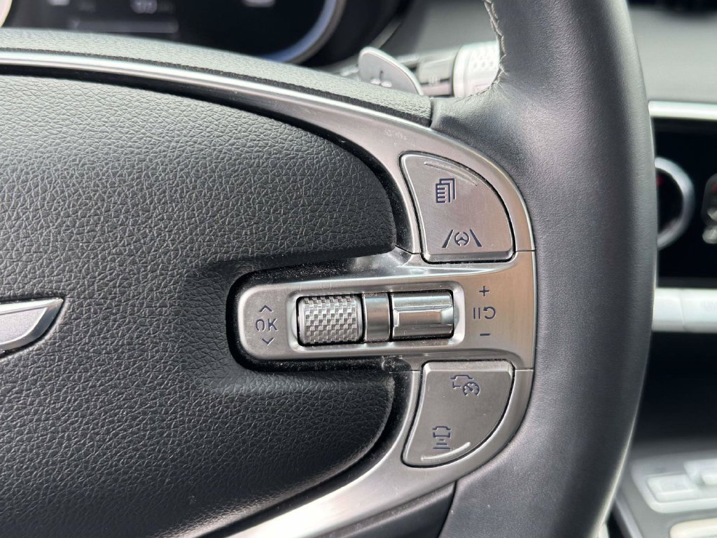 Certified 2024 Genesis GV70 2.5T AWD/4WD image 22