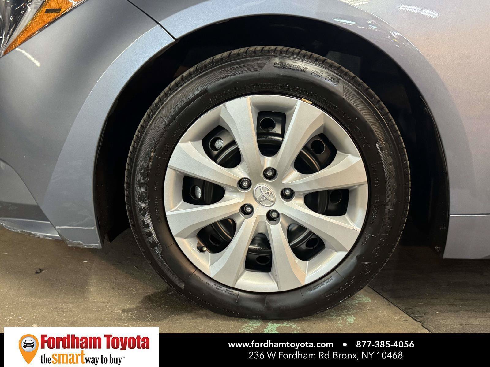 Used 2024 Toyota Corolla LE FWD image 9