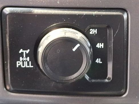 Used 2017 Ford F150 XLT w/ Equipment Group 302A Luxury image 24