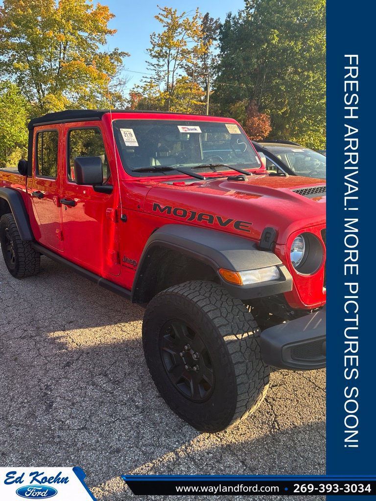 Used 2023 Jeep Gladiator Mojave w/ Cold Weather Group AWD/4WD image 2