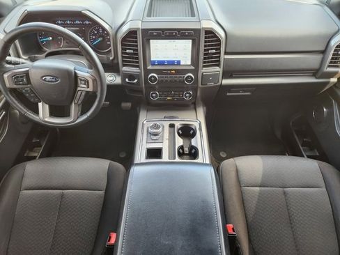 Used 2020 Ford Expedition XLT image 26