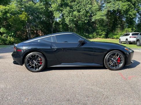 Used 2024 Nissan Z Performance w/ Floor Mat Package RWD image 2