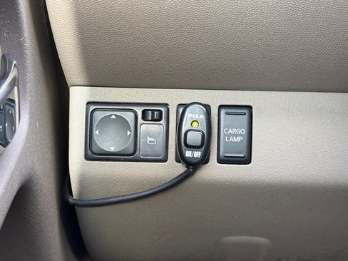 Used 2015 Nissan Frontier SV image 18