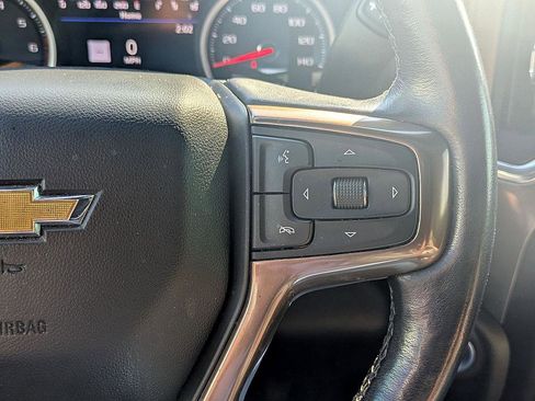 Used 2022 Chevrolet Silverado 1500 High Country w/ Technology Package image 19