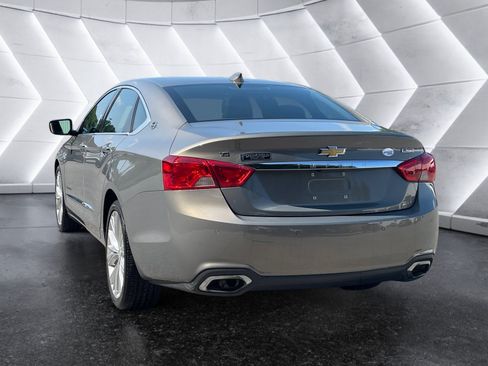 Used 2018 Chevrolet Impala Premier w/ Premier Confidence Package FWD image 21