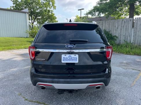 Used 2017 Ford Explorer Limited FWD image 4