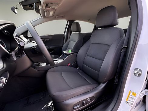 Used 2024 Chevrolet Malibu LT FWD image 6
