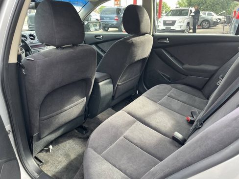 Used 2009 Nissan Altima 2.5 S FWD image 11