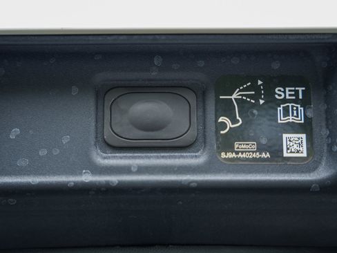 New 2025 Ford Mustang Mach-E Premium image 10