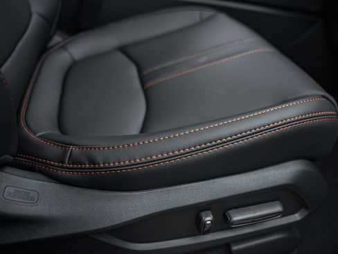 New 2025 Honda Pilot TrailSport image 39